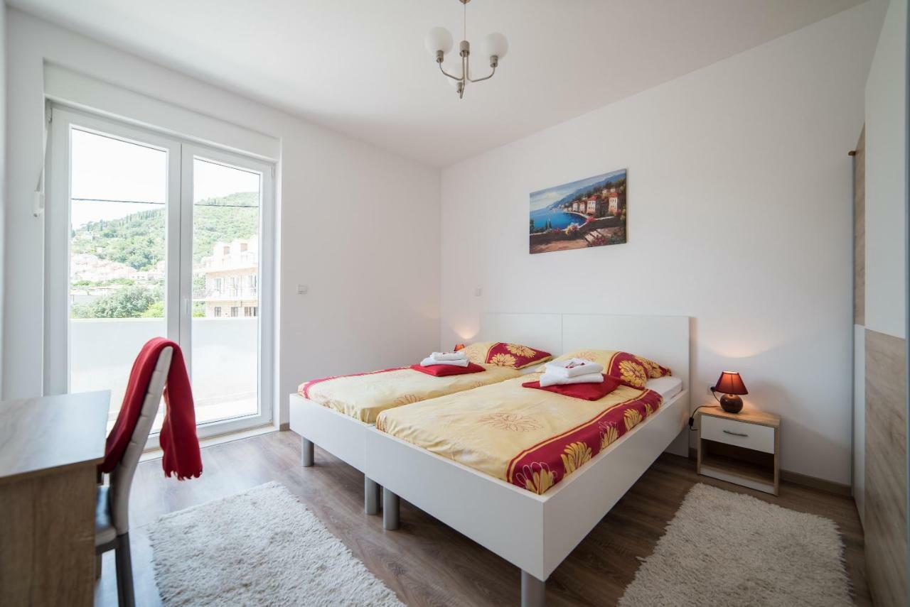 De Luxe Apartment Mediteran 1**** 자톤 외부 사진
