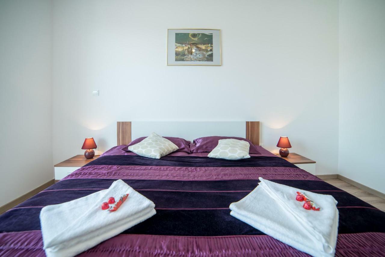 De Luxe Apartment Mediteran 1**** 자톤 외부 사진